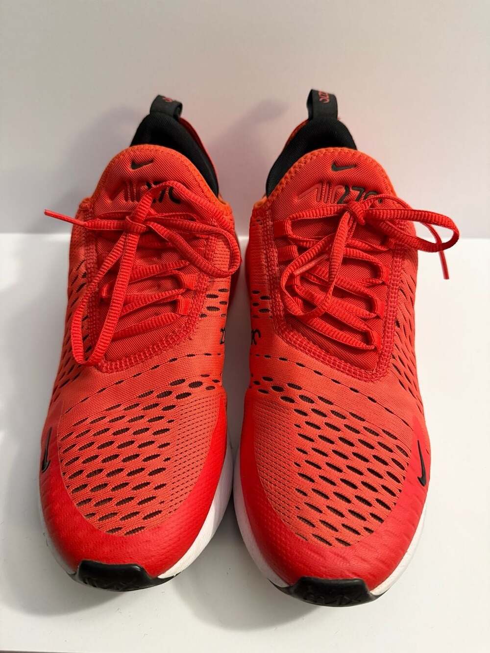 Nike Air Max 270 Size 8 Red Sneakers AH8050-601